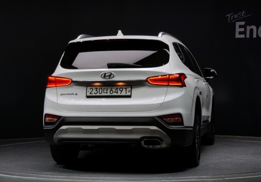 Hyundai Santa Fe TM