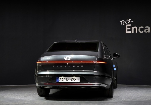 Hyundai Grandeur Hybrid (GN7)