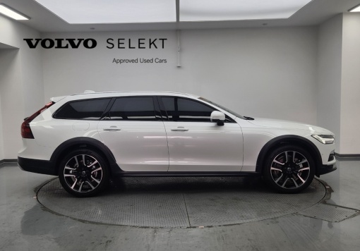 Volvo V90 Cross Country