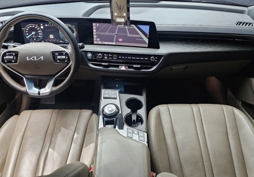 Kia K8 Hybrid