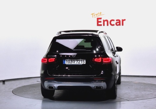 Mercedes-Benz GLB-Class X247