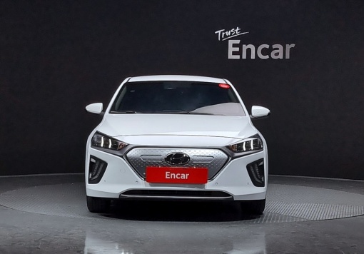 Hyundai The new Ioniq electric