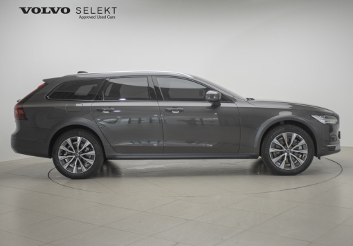 Volvo V90 Cross Country