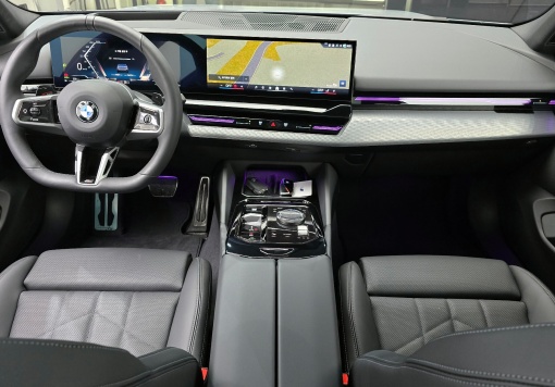 BMW 5 Series (G60)