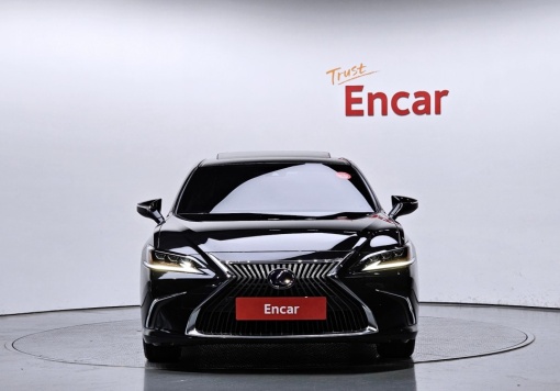Lexus ES300h 7th generation