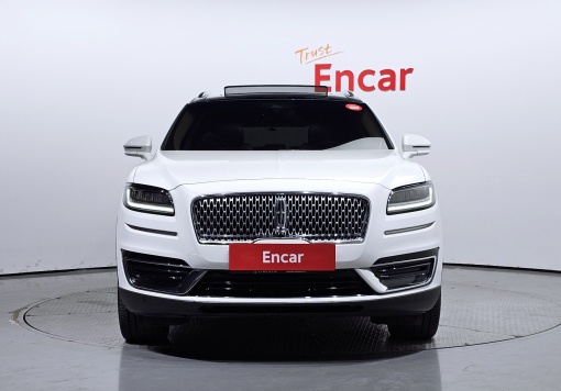 Lincoln Nautilus 1st generation