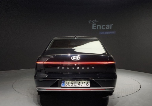 Hyundai Grandeur Hybrid (GN7)