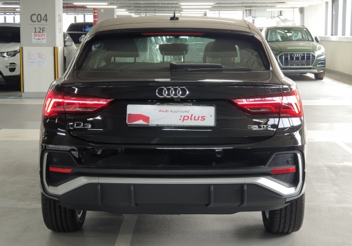 Audi Q3 (F3)