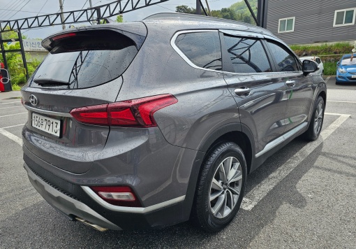 Hyundai Santa Fe TM