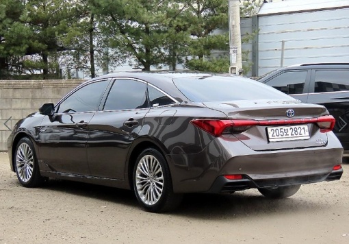 Toyota Avalon 5th generation