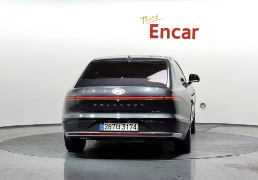 Hyundai Grandeur Hybrid (GN7)