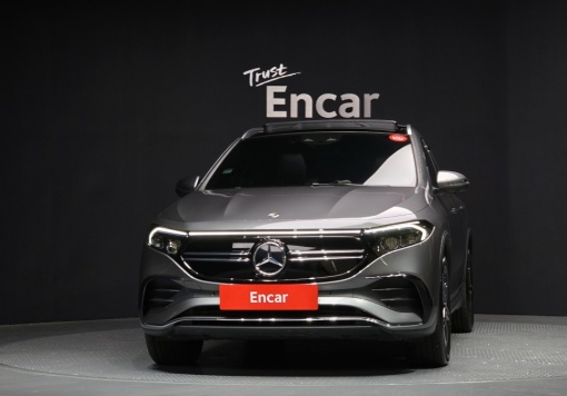 Mercedes-Benz EQA-H243