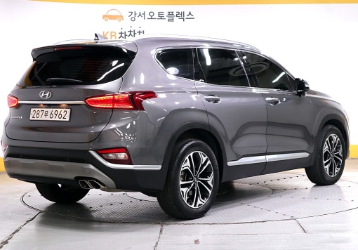 Hyundai Santa Fe TM