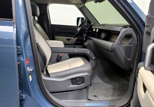 Land rover Defender (L663)