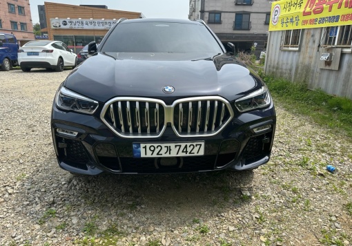 BMW X6 (G06)