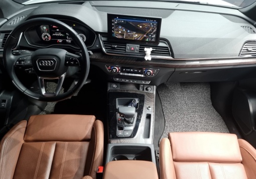 Audi Q5 (FY)