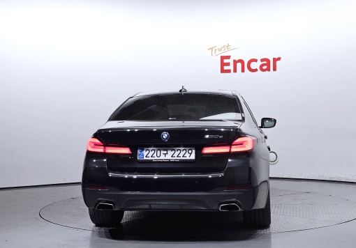 BMW 5 series (G30)