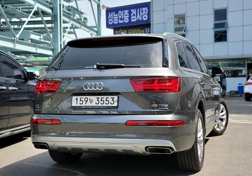 Audi Q7 (4M)