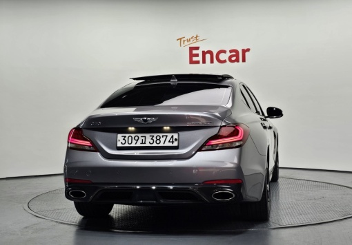 Genesis G70
