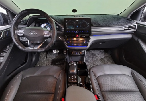 Hyundai The new Ioniq electric