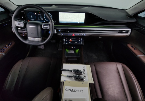 Hyundai Grandeur (GN7)