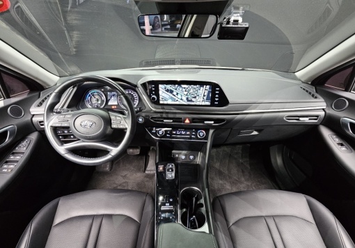 Hyundai Sonata Hybrid (DN8)