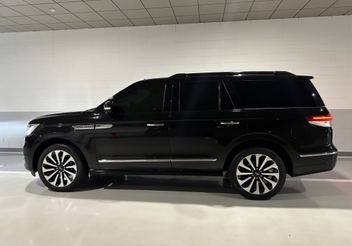 Lincoln Navigator 4th generation