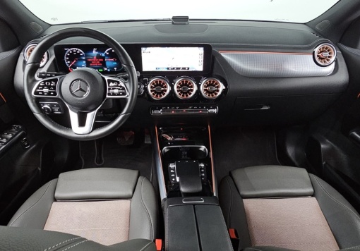 Mercedes-Benz EQA-H243