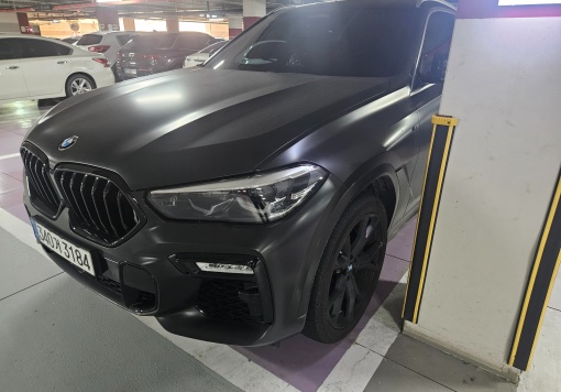 BMW X6 (G06)