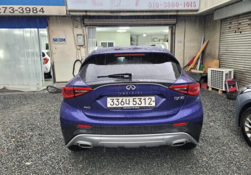 Infinity QX30