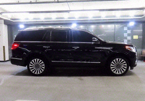 Lincoln Navigator 4th generation