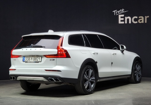 Volvo V60 Cross Country 2nd Generation