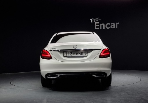 Mercedes-Benz C-Class W205