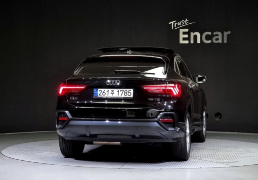Audi Q3 (F3)