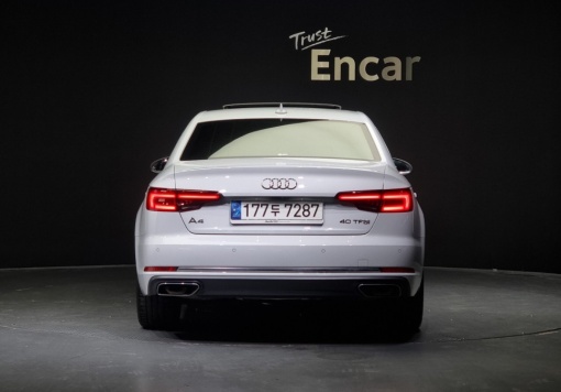 Audi A4 (B9)