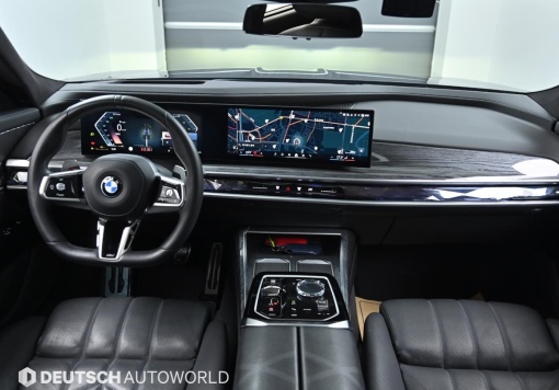BMW 7 Series (G70)