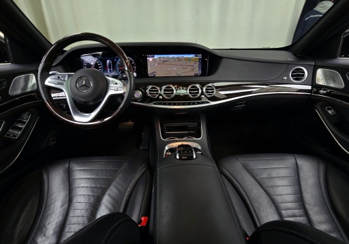 Mercedes-Benz S-Class W222