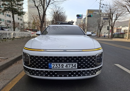 Hyundai Grandeur Hybrid (GN7)