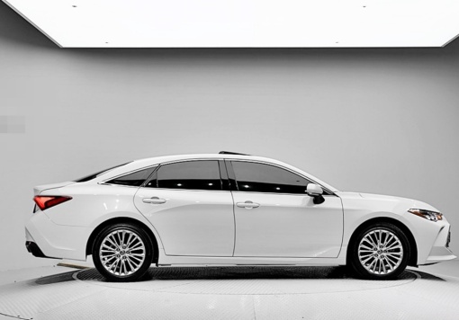 Toyota Avalon 5th generation