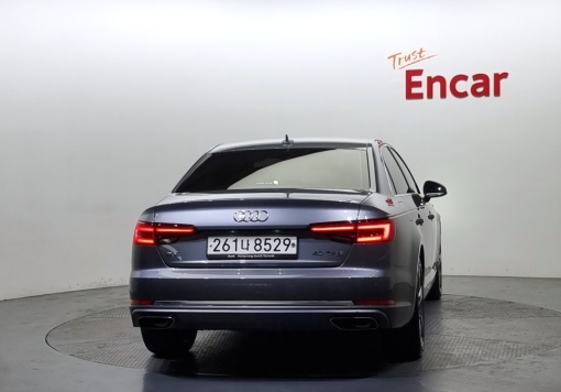 Audi A4 (B9)