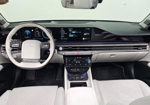 Hyundai Grandeur (GN7)