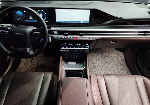 Hyundai Grandeur (GN7)