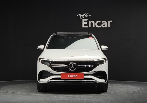 Mercedes-Benz EQA-H243