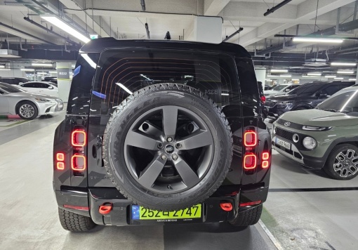 Land rover Defender (L663)