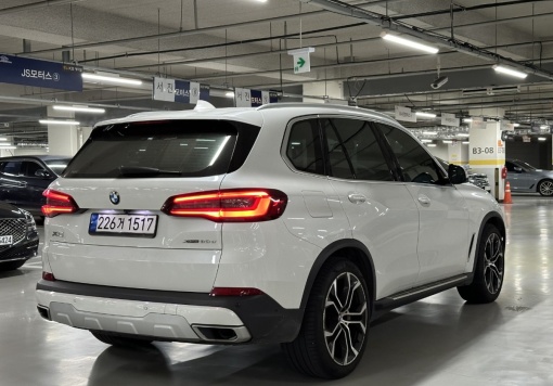 BMW X5 (G05)