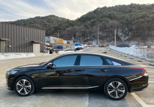 Kia K8 Hybrid