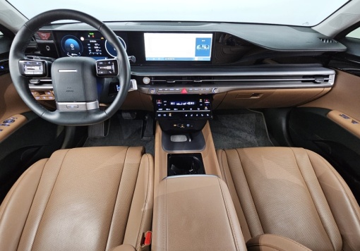 Hyundai Grandeur Hybrid (GN7)