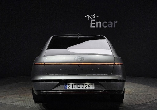 Hyundai Grandeur Hybrid (GN7)