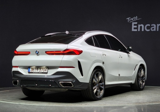 BMW X6 (G06)