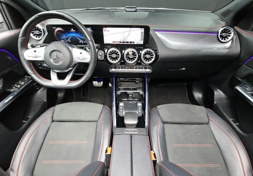 Mercedes-Benz EQA-H243